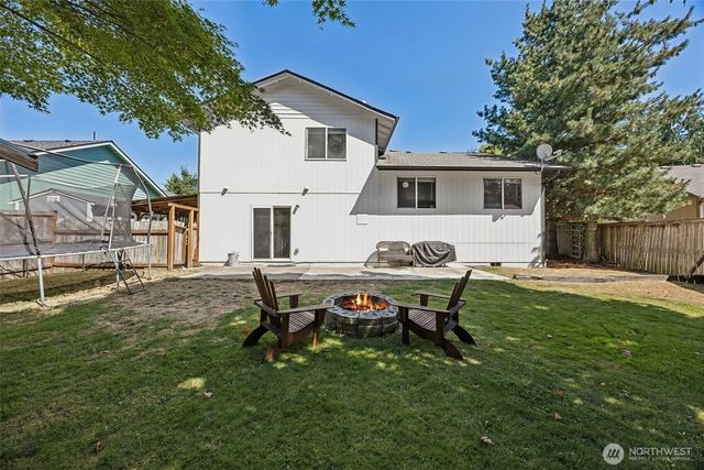 306 Maple Drive N, Eatonville, WA 98328