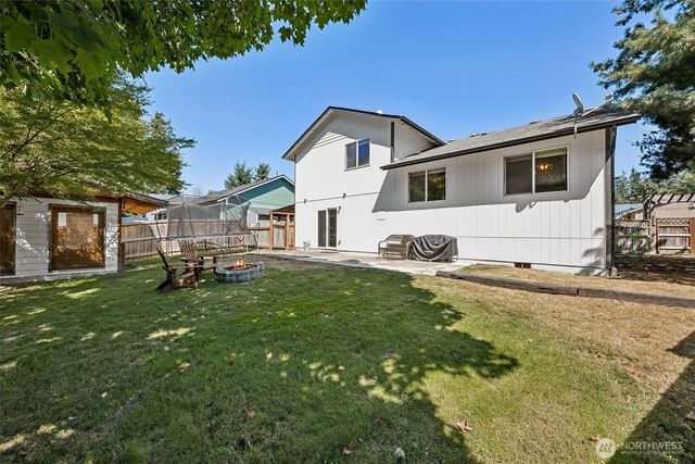 306 Maple Drive N, Eatonville, WA 98328