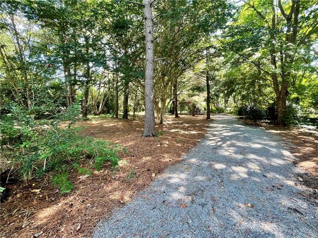1504 Sawgrass LN, Portsmouth, VA 23703