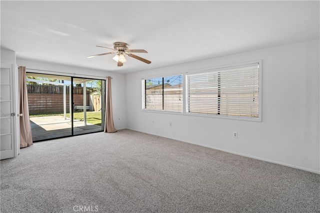 43729 Heaton, Lancaster, CA 93534