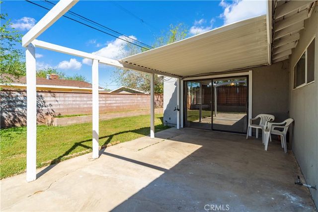 43729 Heaton, Lancaster, CA 93534