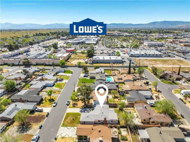 43729 Heaton, Lancaster, CA 93534