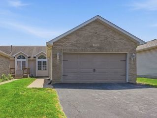 4314 River Glen Drive, Joliet, IL 60431
