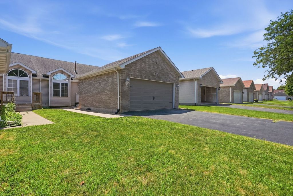 4314 River Glen Drive, Joliet, IL 60431 — photo 2