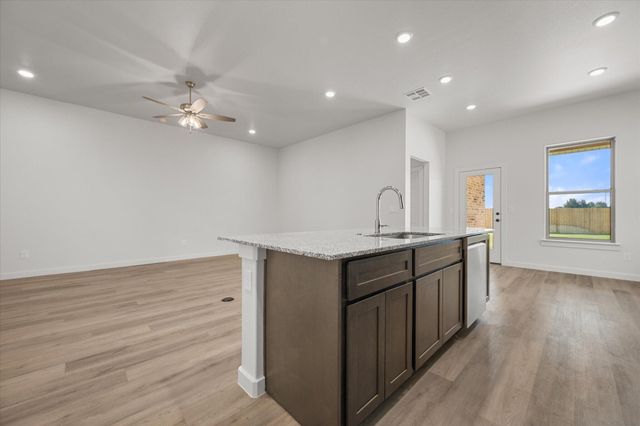 2402 Helena Avenue, Lubbock, TX 79407