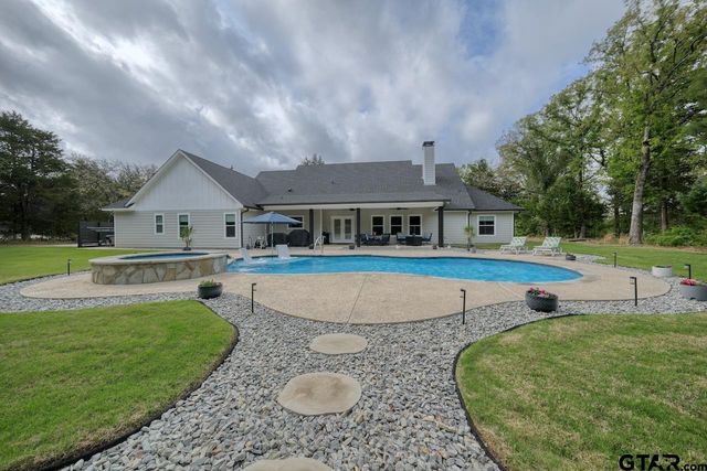 23262 FM 1995, Lindale, TX 75771