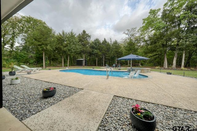 23262 FM 1995, Lindale, TX 75771