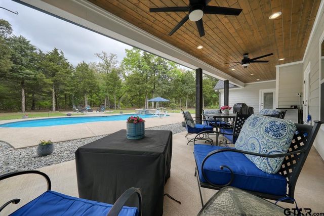 23262 FM 1995, Lindale, TX 75771