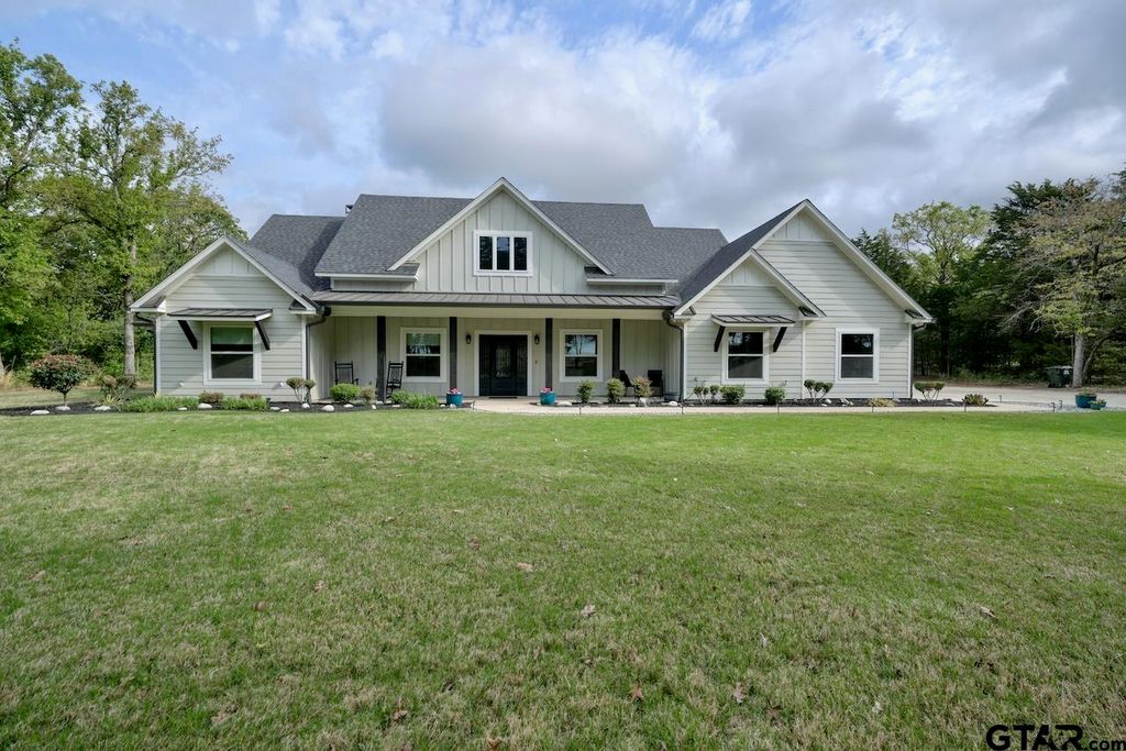 23262 FM 1995, Lindale, TX 75771