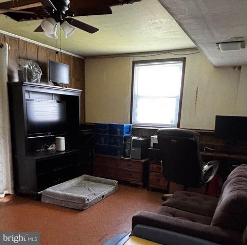 811 LYNVUE RD, Linthicum Heights, MD 21090