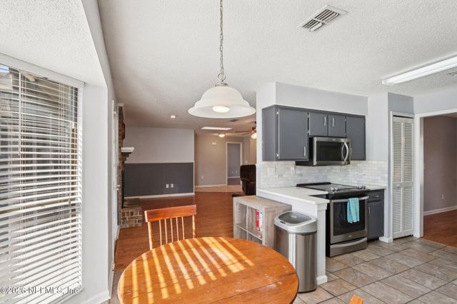 822 ASHWOOD Court, Orange Park, FL 32065