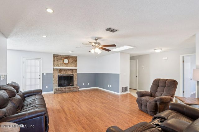 822 ASHWOOD Court, Orange Park, FL 32065