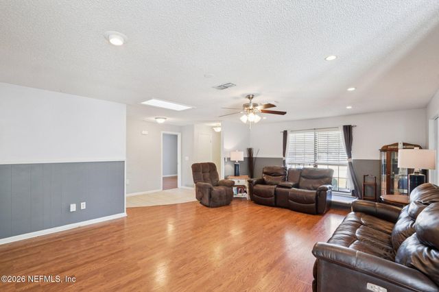 822 ASHWOOD Court, Orange Park, FL 32065