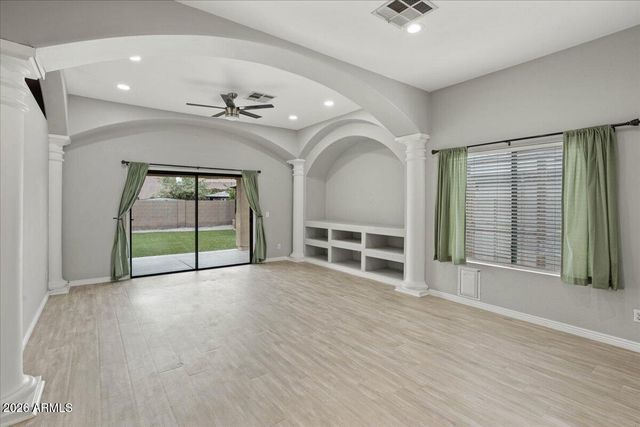 9913 W WOOD Street, Tolleson, AZ 85353