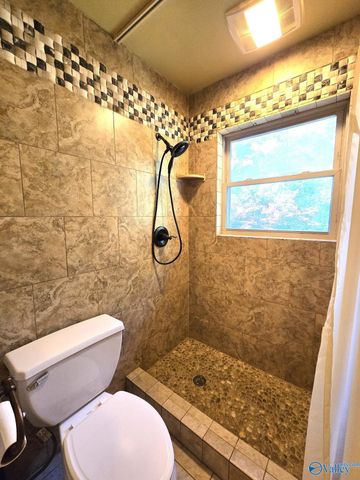 6113 Rickwood Drive NW, Huntsville, AL 35810