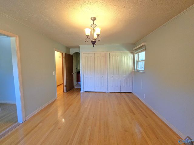 6113 Rickwood Drive NW, Huntsville, AL 35810