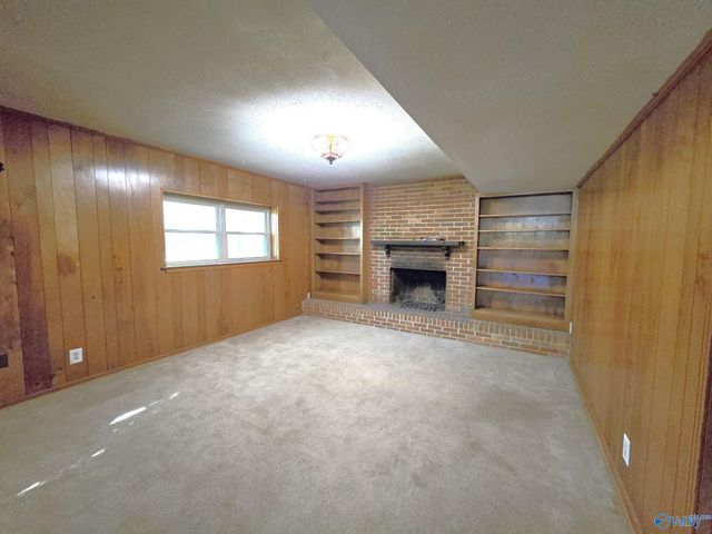 6113 Rickwood Drive NW, Huntsville, AL 35810