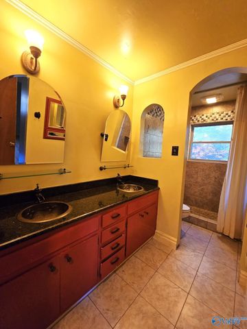 6113 Rickwood Drive NW, Huntsville, AL 35810