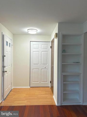 19505 TURTLE DOVE TER, Gaithersburg, MD 20879