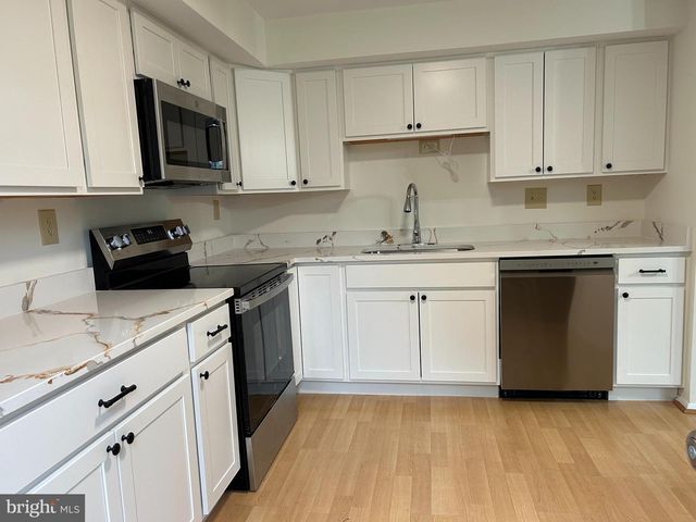 19505 TURTLE DOVE TER, Gaithersburg, MD 20879