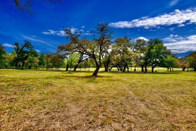 7908 CR 404, Spicewood, TX 78669