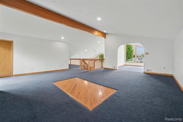 7774 Colony Drive, Clay, MI 48001