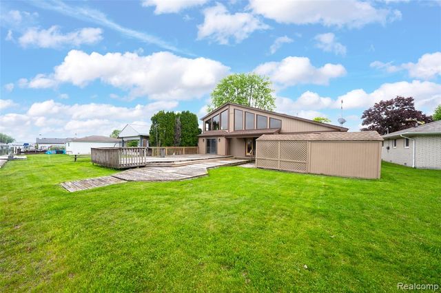 7774 Colony Drive, Clay, MI 48001