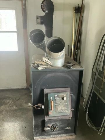 216 Bryson Mill Rd, South New Castle Boro, PA 16102