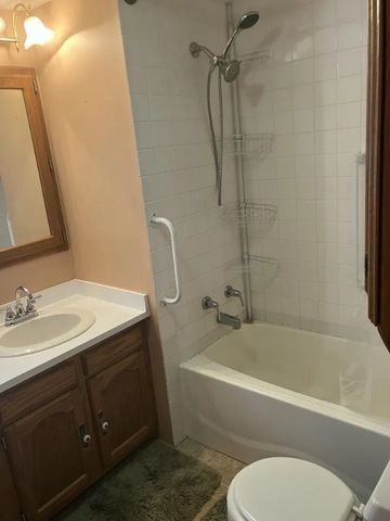 216 Bryson Mill Rd, South New Castle Boro, PA 16102