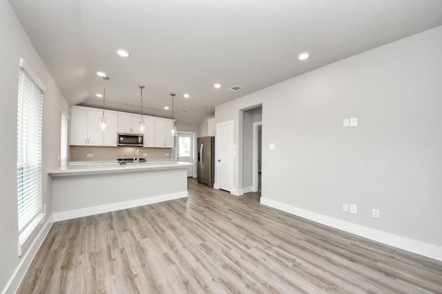 239 Bay Laurel Drive, Alvin, TX 77511