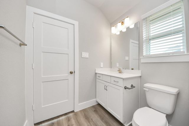 239 Bay Laurel Drive, Alvin, TX 77511