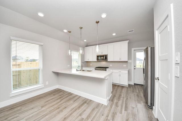 239 Bay Laurel Drive, Alvin, TX 77511