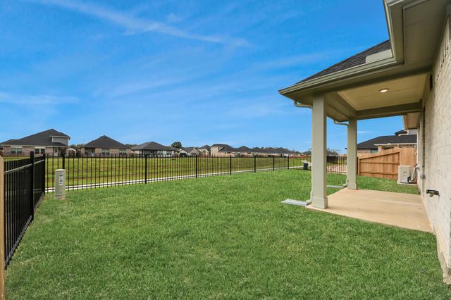 239 Bay Laurel Drive, Alvin, TX 77511