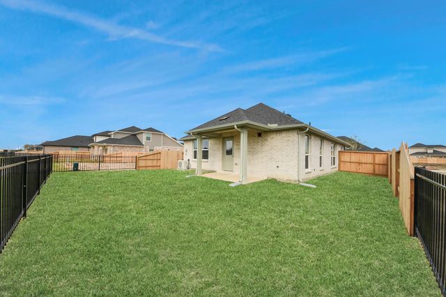 239 Bay Laurel Drive, Alvin, TX 77511