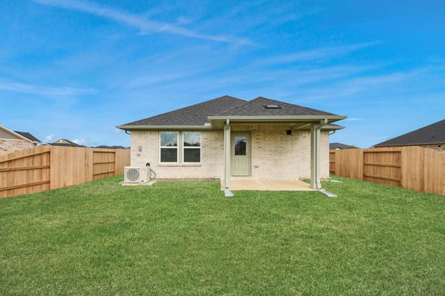 239 Bay Laurel Drive, Alvin, TX 77511