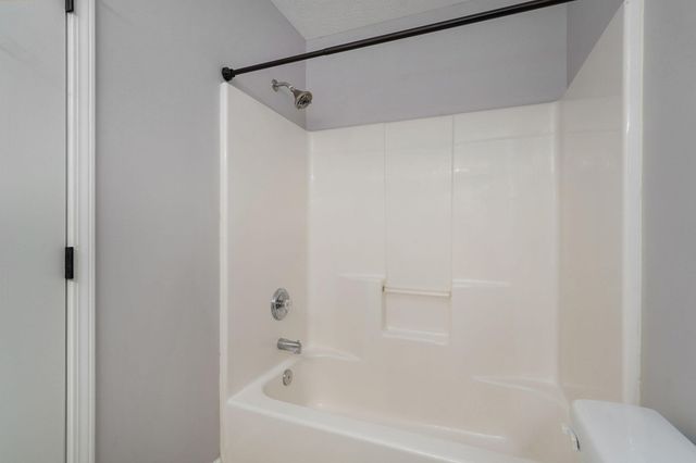 5247 S Morning Glory Lane, Battlefield, MO 65619