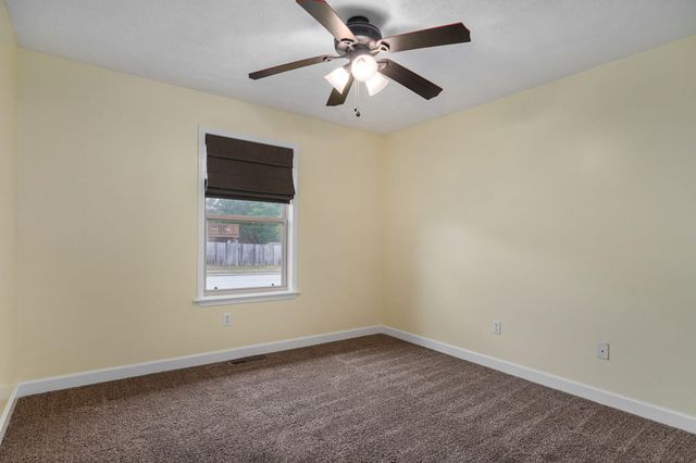 5247 S Morning Glory Lane, Battlefield, MO 65619