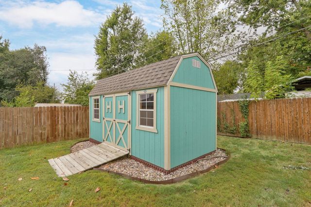 5247 S Morning Glory Lane, Battlefield, MO 65619