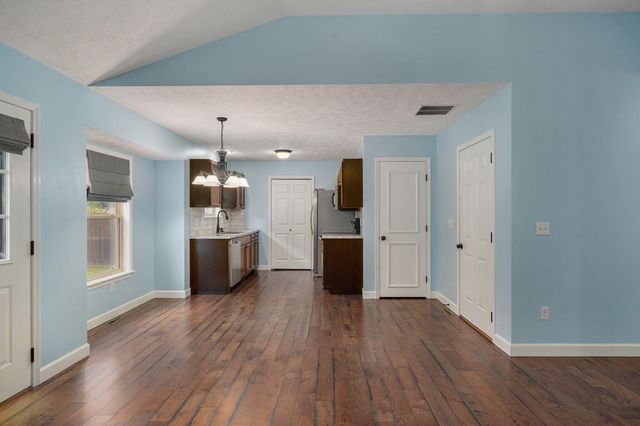 5247 S Morning Glory Lane, Battlefield, MO 65619