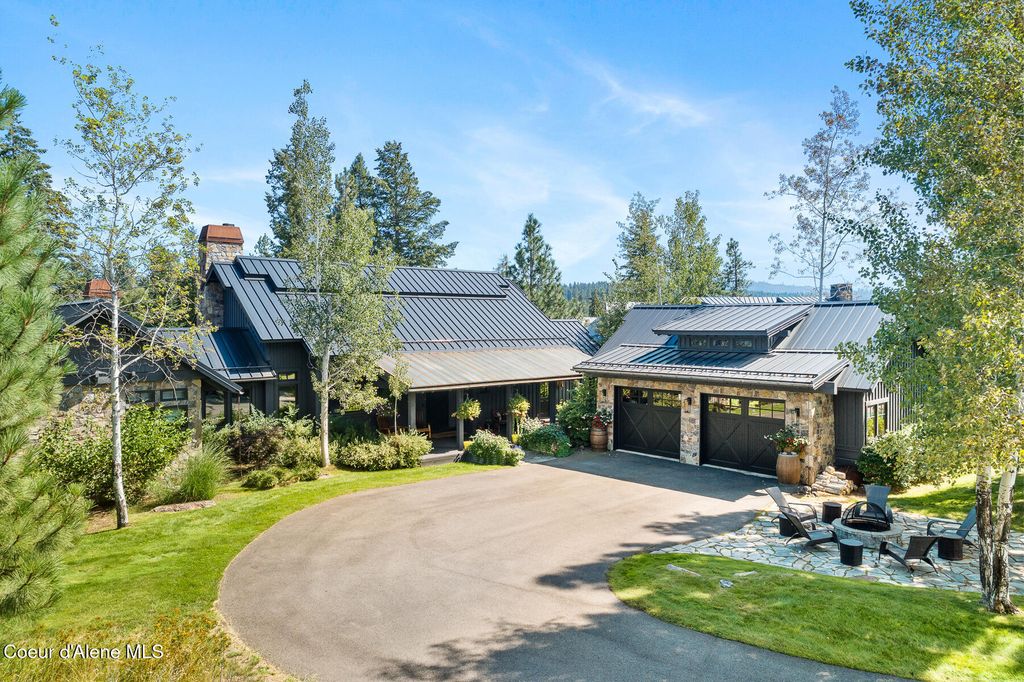 5984 S GRAINGER CT, Harrison, ID 83833