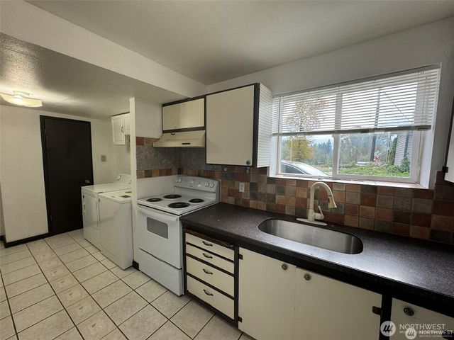 16425 Broadway Avenue, Snohomish, WA 98296