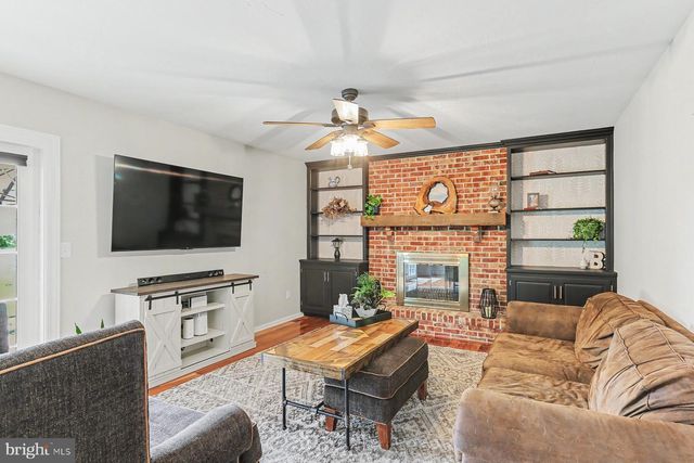401 GREENFIELD DR, Lebanon, PA 17042