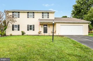 401 GREENFIELD DR, Lebanon, PA 17042