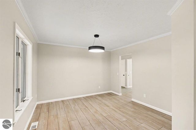 3854 Village Circle, Traverse City, MI 49686