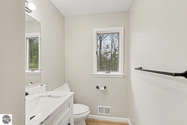 3854 Village Circle, Traverse City, MI 49686