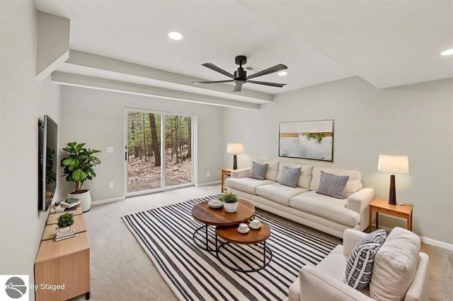 3854 Village Circle, Traverse City, MI 49686