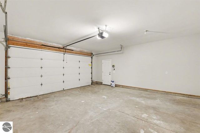 3854 Village Circle, Traverse City, MI 49686