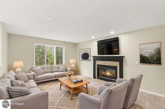 3854 Village Circle, Traverse City, MI 49686