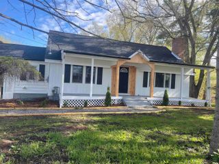 1329 E Isabella Road, Midland, MI 48640