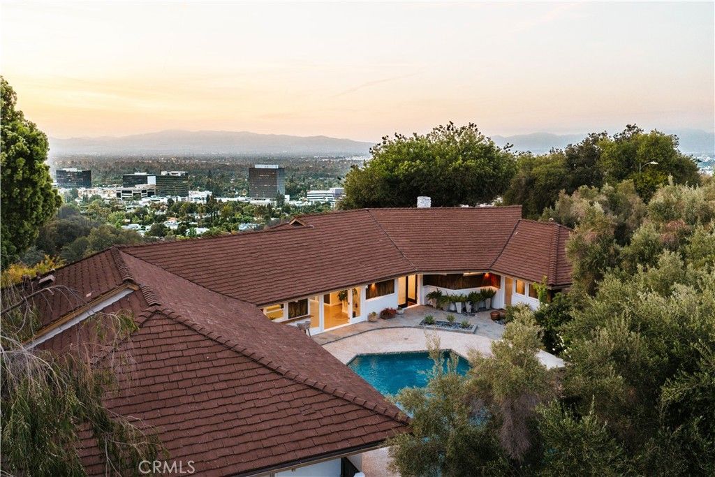 4173 Regal Oak, Encino, CA 91436 — photo 2